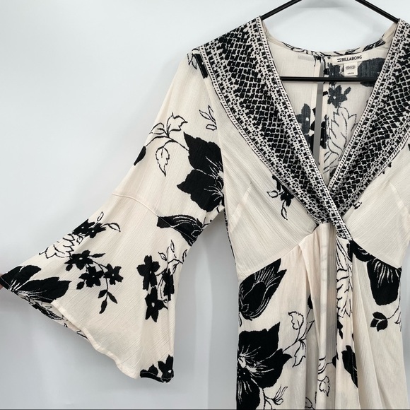 Billabong Boho Free Spirit Bell Sleeve Dress - Picture 6 of 12